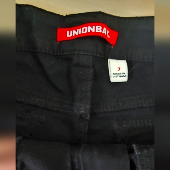 Union Bay Pocketed Shorts Size 7 - Picture 7 of 9